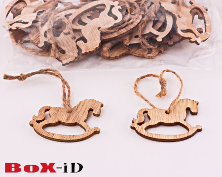 Wooden hangers with rope :  schommelpaard (24st)